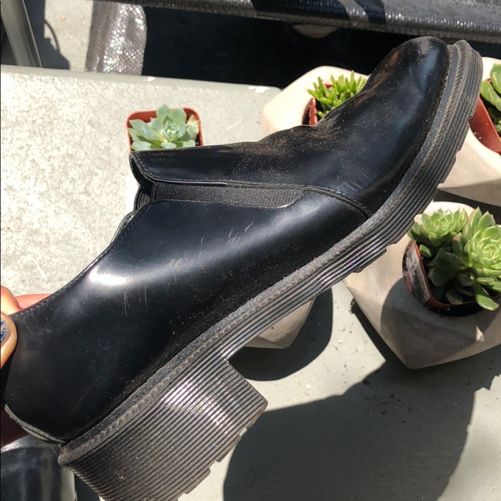 Rare Black leather Dr. Martens loafers